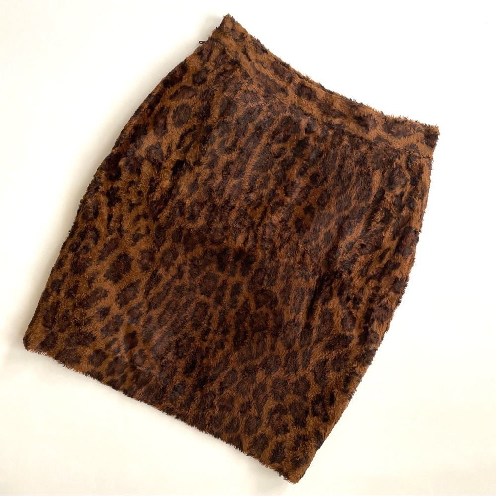 Vintage 90s Faux Fur Leopard Print Mini Skirt